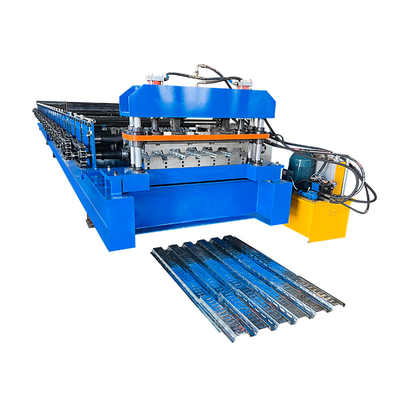 Machine de formage de rouleaux de tôle de revêtement de sol en acier lourd