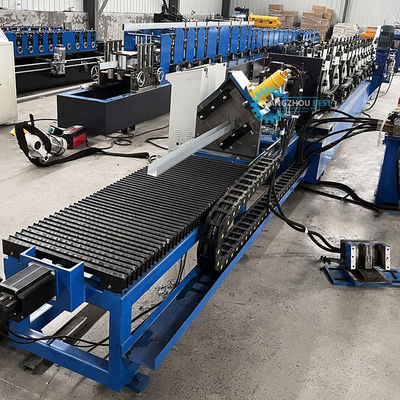 Machine de formage de rouleaux de panneaux de plafond en plaques de plâtre C U G à trois profils et tailles multiples