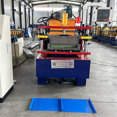 Rouleau de formage de tôles métalliques autobloquantes en acier de couleur avec contrôle PLC