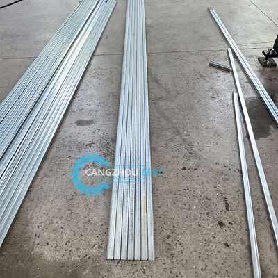 Petit pain multi de profil de plafond de voie de goujon de C&amp;U de profil en acier de taille formant la machine