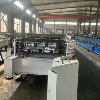 YX1000 0,3-1,2 mm machine de formage de rouleaux de profilés en acier pour le marché turc 380VAC