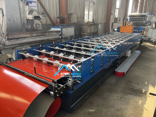 Machine de formage de tôles de toiture en acier à rouleaux à grande vitesse 45# avec une puissance de moteur de 4 kW