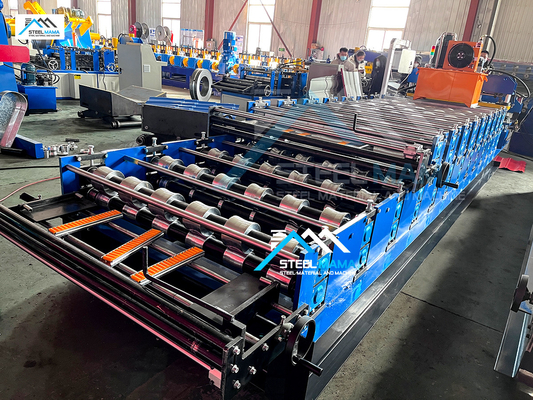 Machine de formage de rouleaux de tôles de toiture à double profilé contrôlée par PLC pour la production