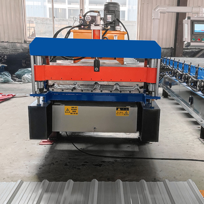 Machine de formage de rouleaux de tôles de toiture pour une épaisseur de matériau PPGI et GI de 0,2 à 0,8 mm