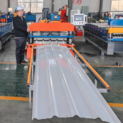 Machine de fabrication de profilés en acier coloré à haute vitesse