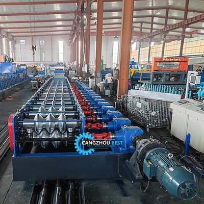 Épaisseur d'acier 4 mm Fer Changement rapide 2&3 Vagues Crash Barrier Roll Forming Machine