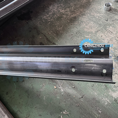 Épaisseur d'acier 4 mm Fer Changement rapide 2&3 Vagues Crash Barrier Roll Forming Machine