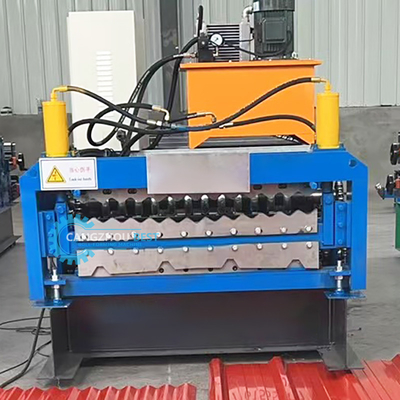Machine de formage de rouleaux de toiture à double couche de profilés en acier à puissance hydraulique