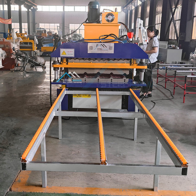 Machine de formage de rouleaux de toits en acier à double couche avec une puissance de 5,5 kW et 15-16 stations