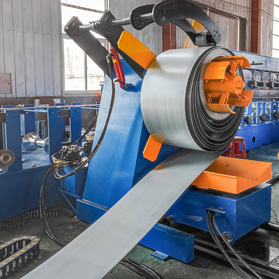 Machine de formage de rouleaux de fabrication en acier galvanisé Czu de 1,5 à 3,0 mm