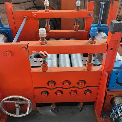 Machine de formage de rouleaux à rouleaux C-canal