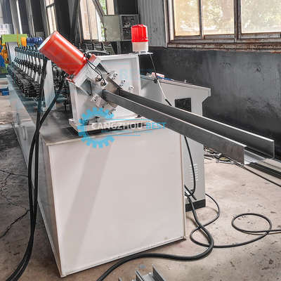 Machine de formage de rouleaux à profil métallique galvanisé à C-canal