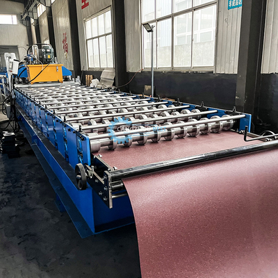 Système de commande PLC 22 étapes Rouleaux Profil en acier Roofing Carreaux machine de formage de rouleaux