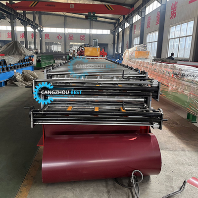 Europe Couleur de la tôle de toiture de bambou IBR de la tôle de toiture de la double couche machine de formage de rouleau