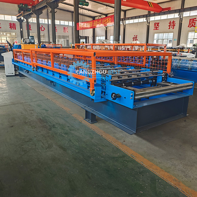 Machine de formage automatique de tôles de toiture en acier à profilé coupé PPGI GI