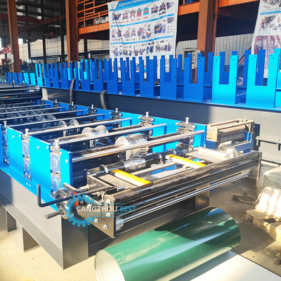 Machine de formage de rouleaux de tôle de toiture à profilés trapézoïdaux en acier à double couche durable