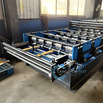 Machine à former des rouleaux de profilés en acier à double couche trapézodique ondulé