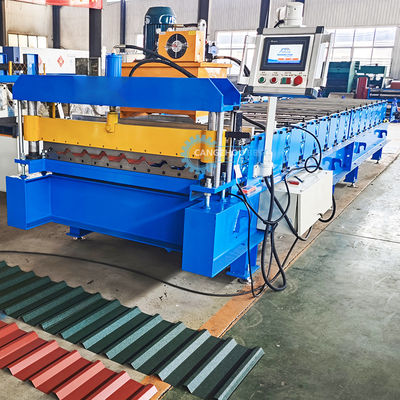 Machine de formage de rouleaux de tôle de toit de coupe hydraulique précise efficace
