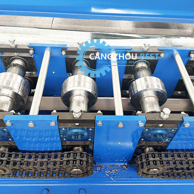 Support de système vertical pour machine de formage de profilés en C sur mesure