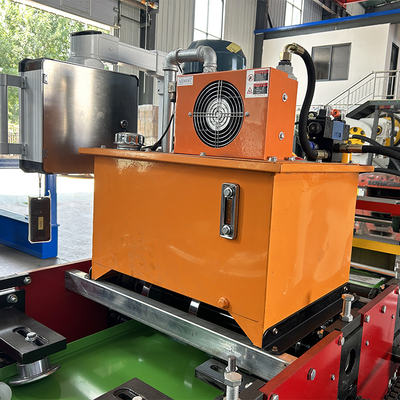 Rouleau de formage de tôles métalliques autobloquantes en acier de couleur avec contrôle PLC