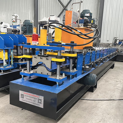 Machine de formage de rouleaux de capuchon de crête en acier couleur automatique de haute qualité