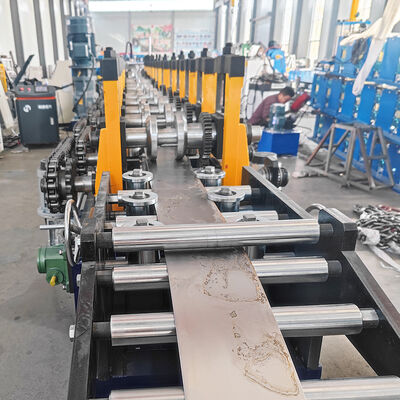 Tuyau de soudage au laser de taille de changement automatique faisant la fabrication de machine de formage de petits pains