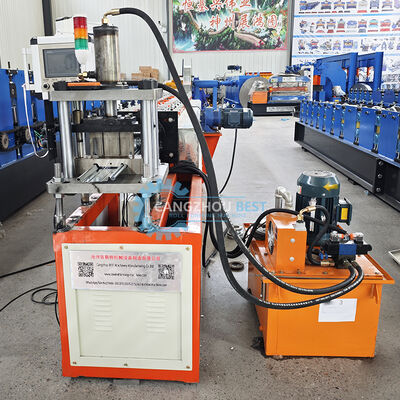 Profil de porte de volet roulant en acier galvanisé formant la machine