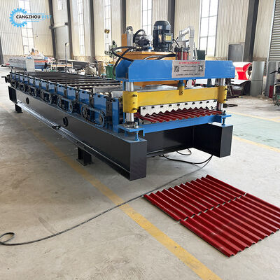 Machine de formage de rouleaux de feuilles de toiture ondulées en acier galvanisé, fabrication