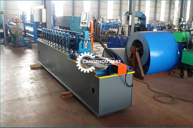 Machine de formage de rouleaux à verrouillage rapide et à rouleaux de piste montée et éteinte 25 m/min